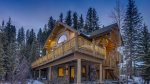 Clifton Lodge, a 4-bedroom Ski-in/Ski-Out Luxury Log Cabin
